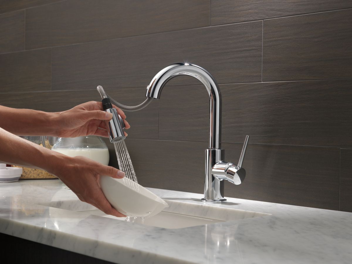 DELTA Trinsic Single Handle Pull-Down Bar / Prep Faucet — Chrome