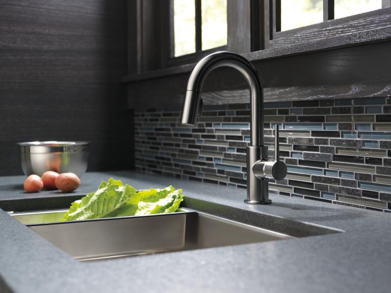 DELTA Trinsic Single Handle Pull-Down Bar/Prep Faucet — Black Stainless