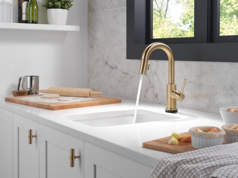DELTA Trinsic Single Handle Pull-Down Bar / Prep Faucet with Touch2O Technology — Champagne Bronze