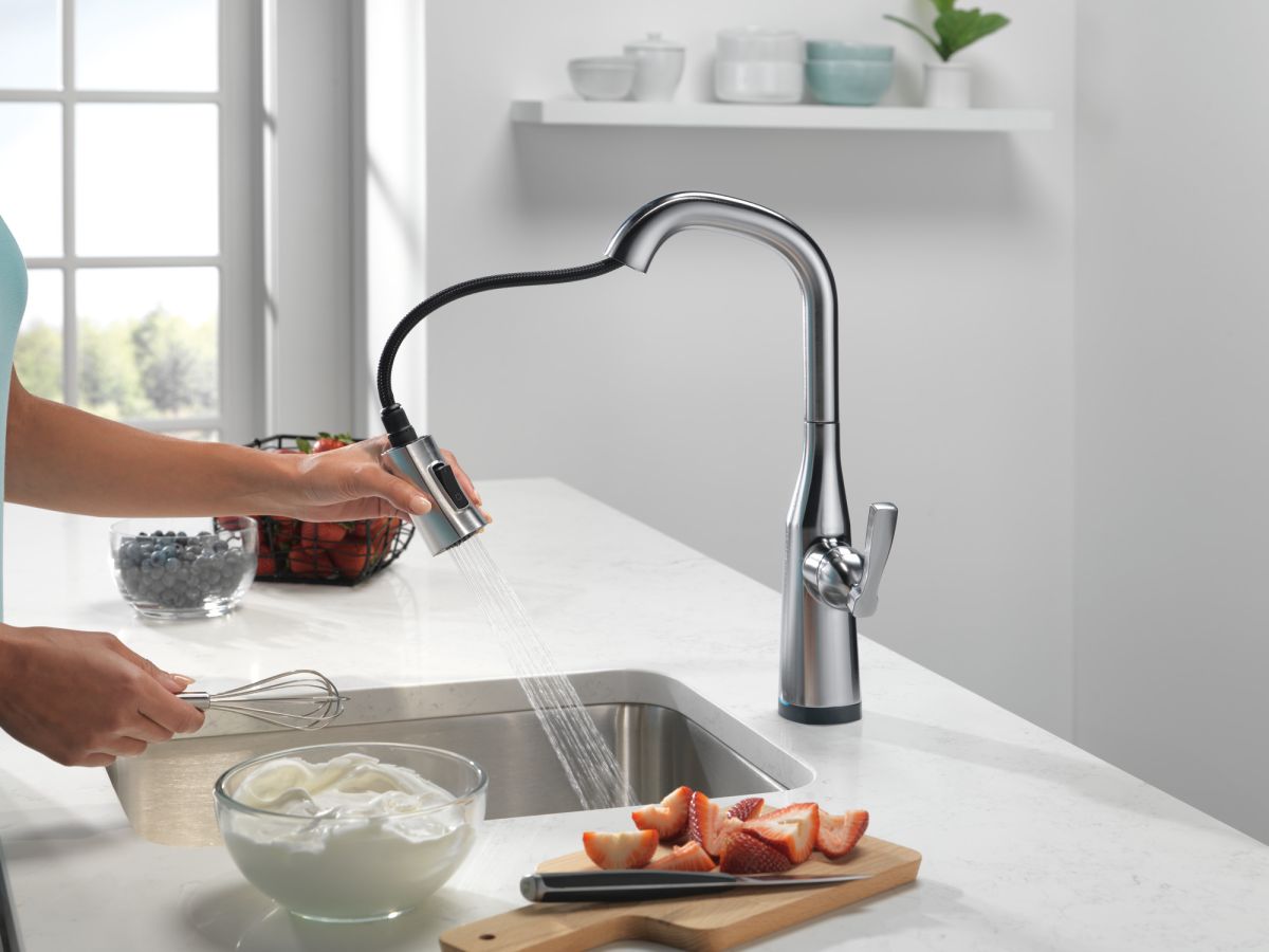 DELTA Stryke Single Handle Pull-Down Bar/Prep Faucet with Touch2O Technology — Lumicoat® Arctic Stainless