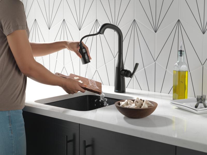 DELTA Stryke Single Handle Pull-Down Bar/Prep Faucet with Touch2O Technology — Matte Black