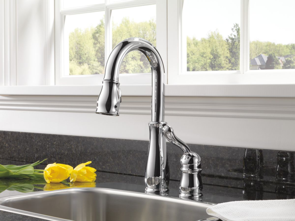 DELTA Leland Single Handle Pull-Down Bar / Prep Faucet — Chrome