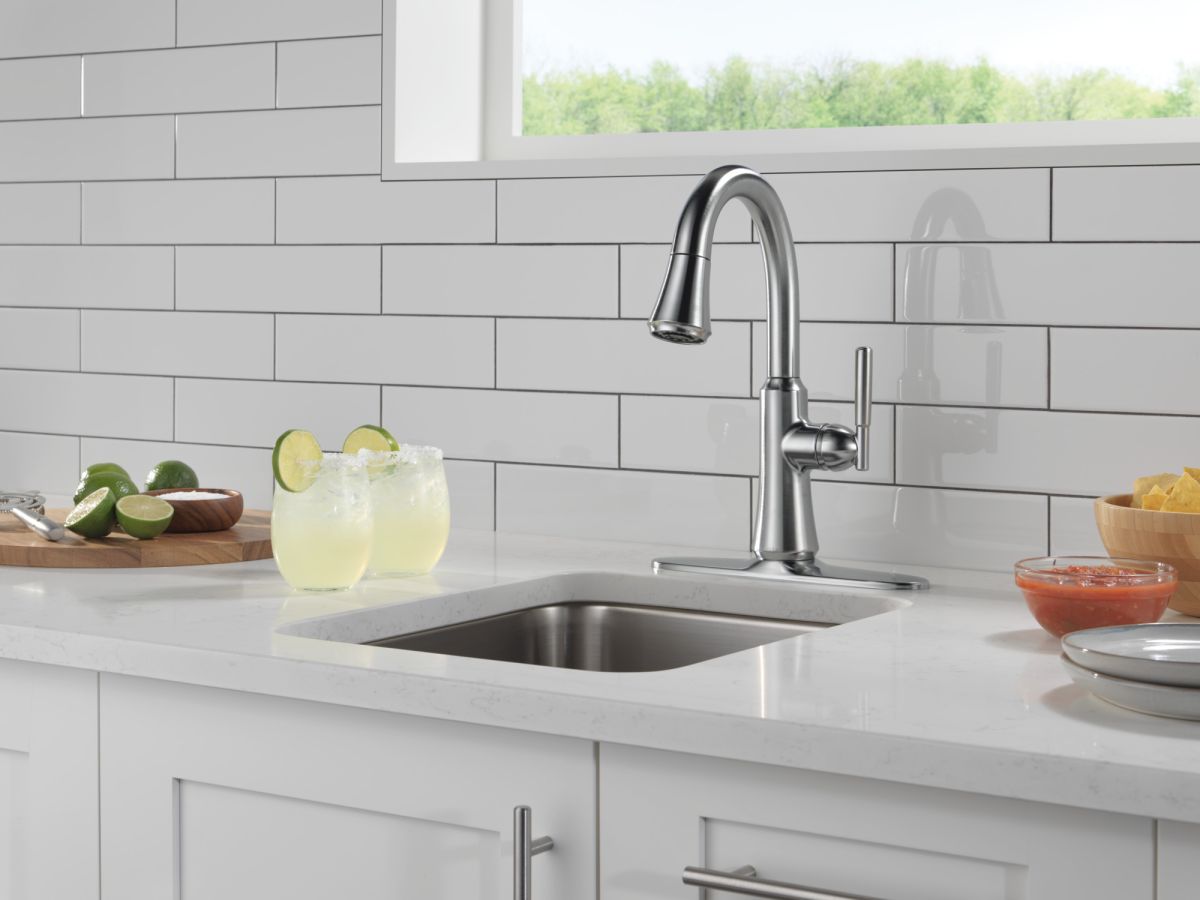 DELTA Coranto Single Handle Pull-Down Bar/Prep Faucet — Arctic Stainless
