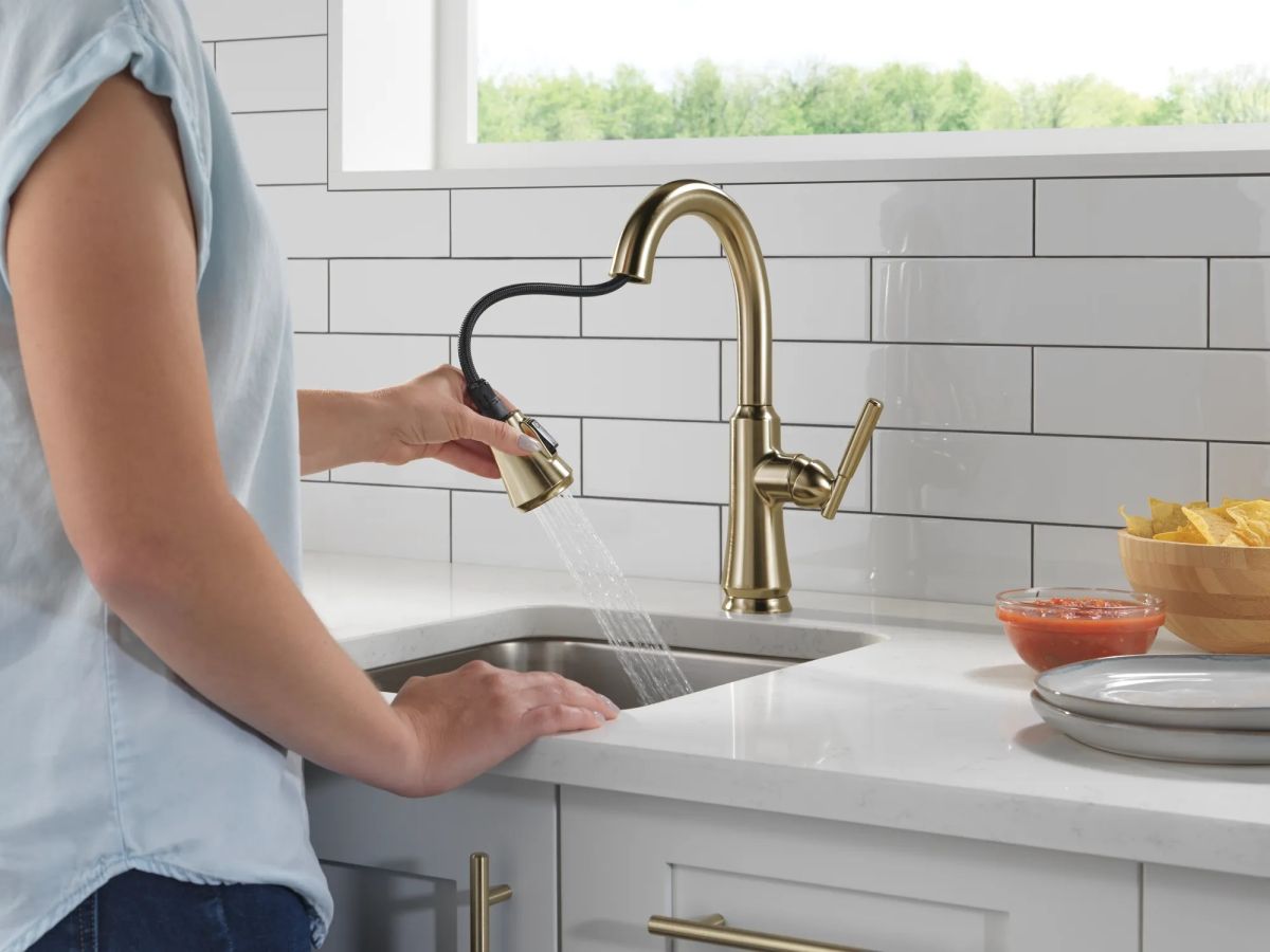 DELTA Coranto Single Handle Pull-Down Bar/Prep Faucet — Champagne Bronze