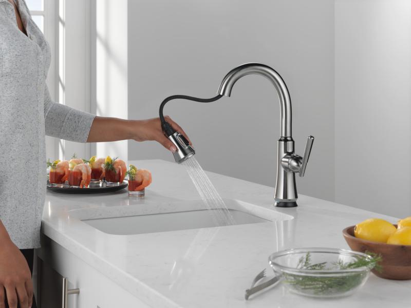 DELTA Coranto Touch2O Bar / Prep Faucet with Touchless Technology — Arctic Stainless