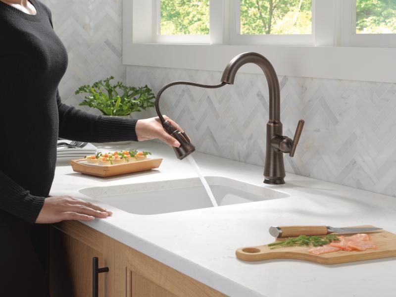 DELTA Coranto Touch2O Bar / Prep Faucet with Touchless Technology — Venetian Bronze