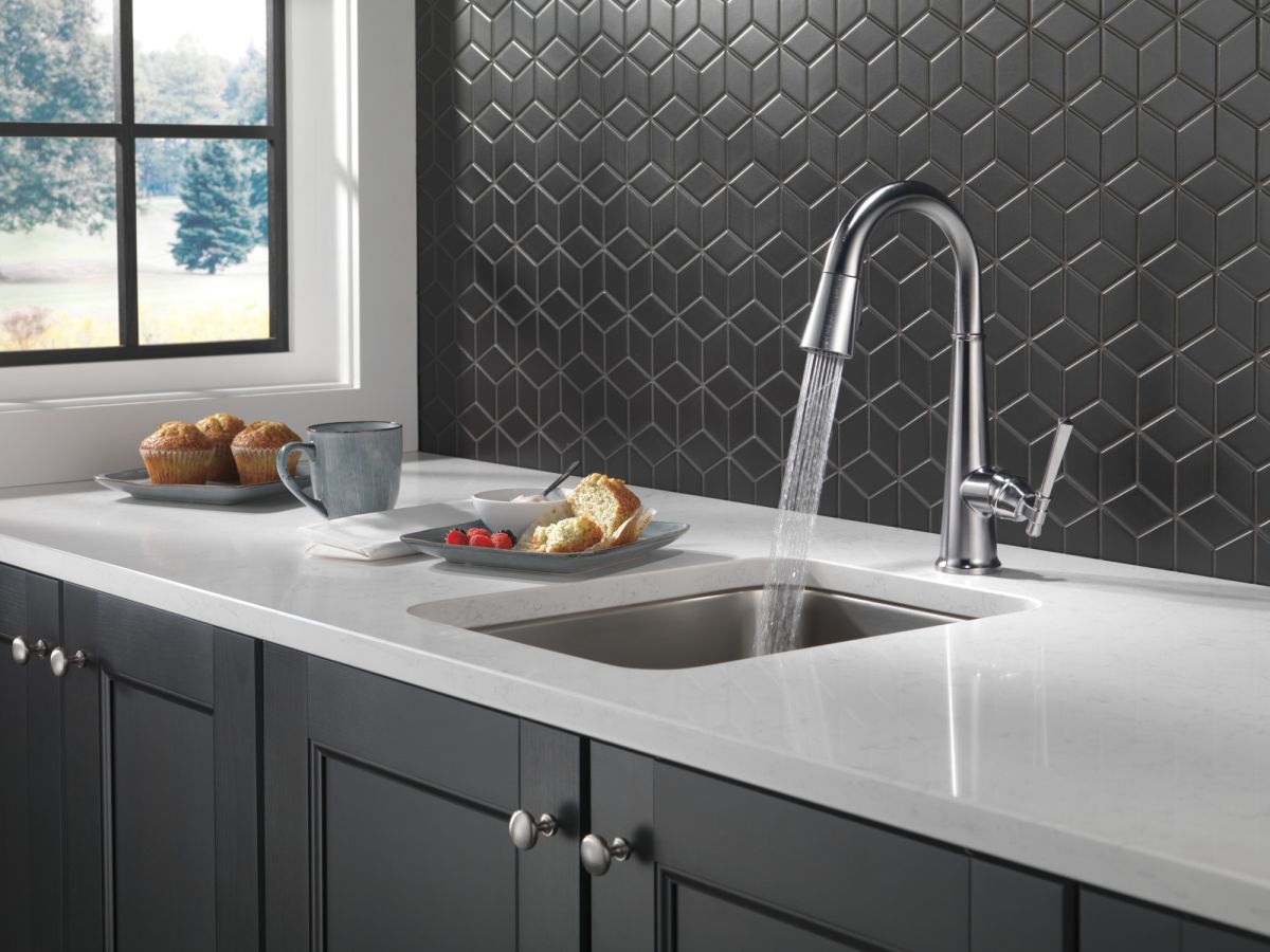 DELTA Emmeline Single Handle Pull-Down Bar/Prep Faucet — Lumicoat® Arctic Stainless