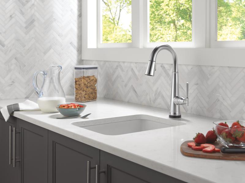 DELTA Emmeline Touch2O Bar / Prep Faucet with Touchless Technology — Lumicoat® Arctic Stainless