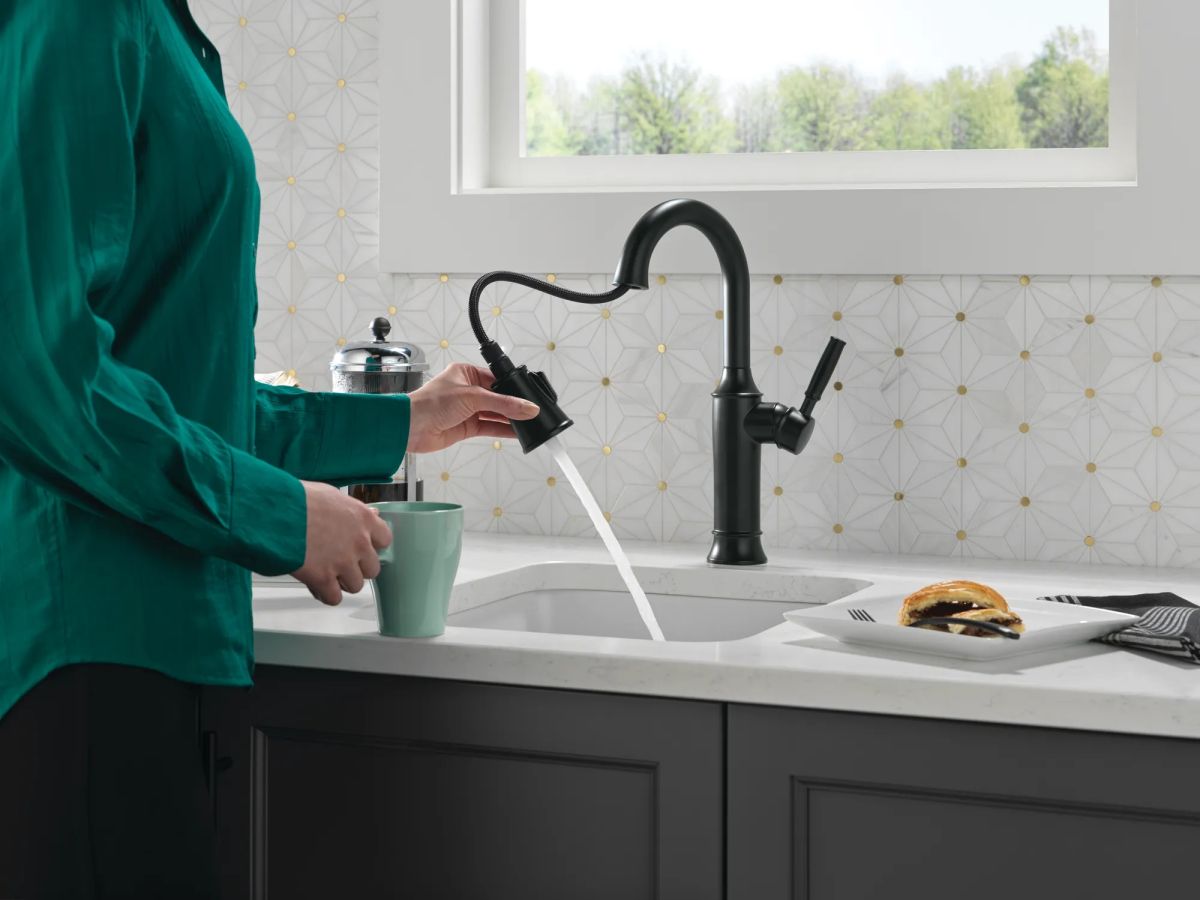 DELTA Renaldi Single Handle Pull-Down Bar / Prep Faucet — Matte Black