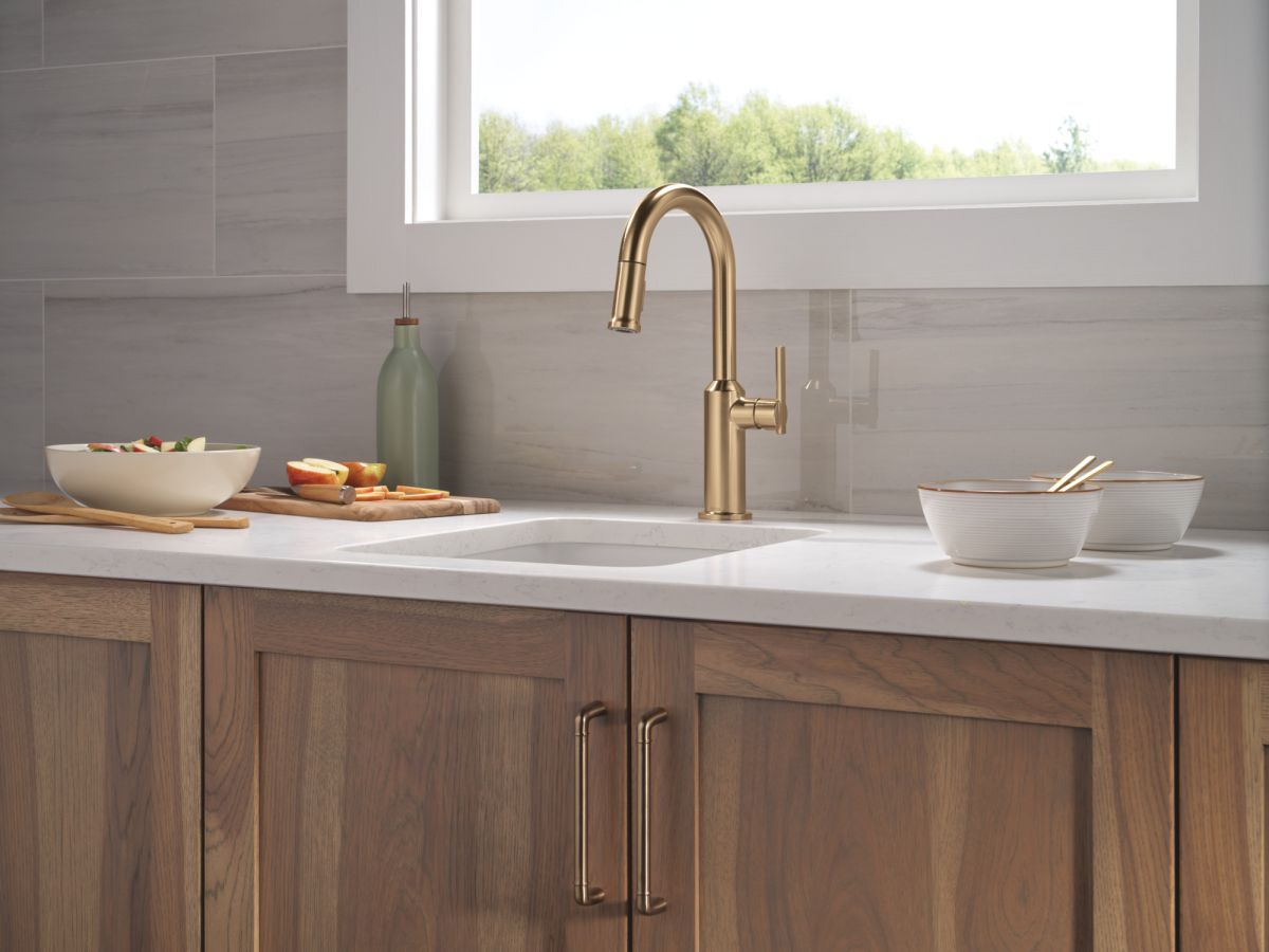 DELTA Cordova Single Handle Pull-Down Bar/Prep Faucet — Lumicoat® Champagne Bronze