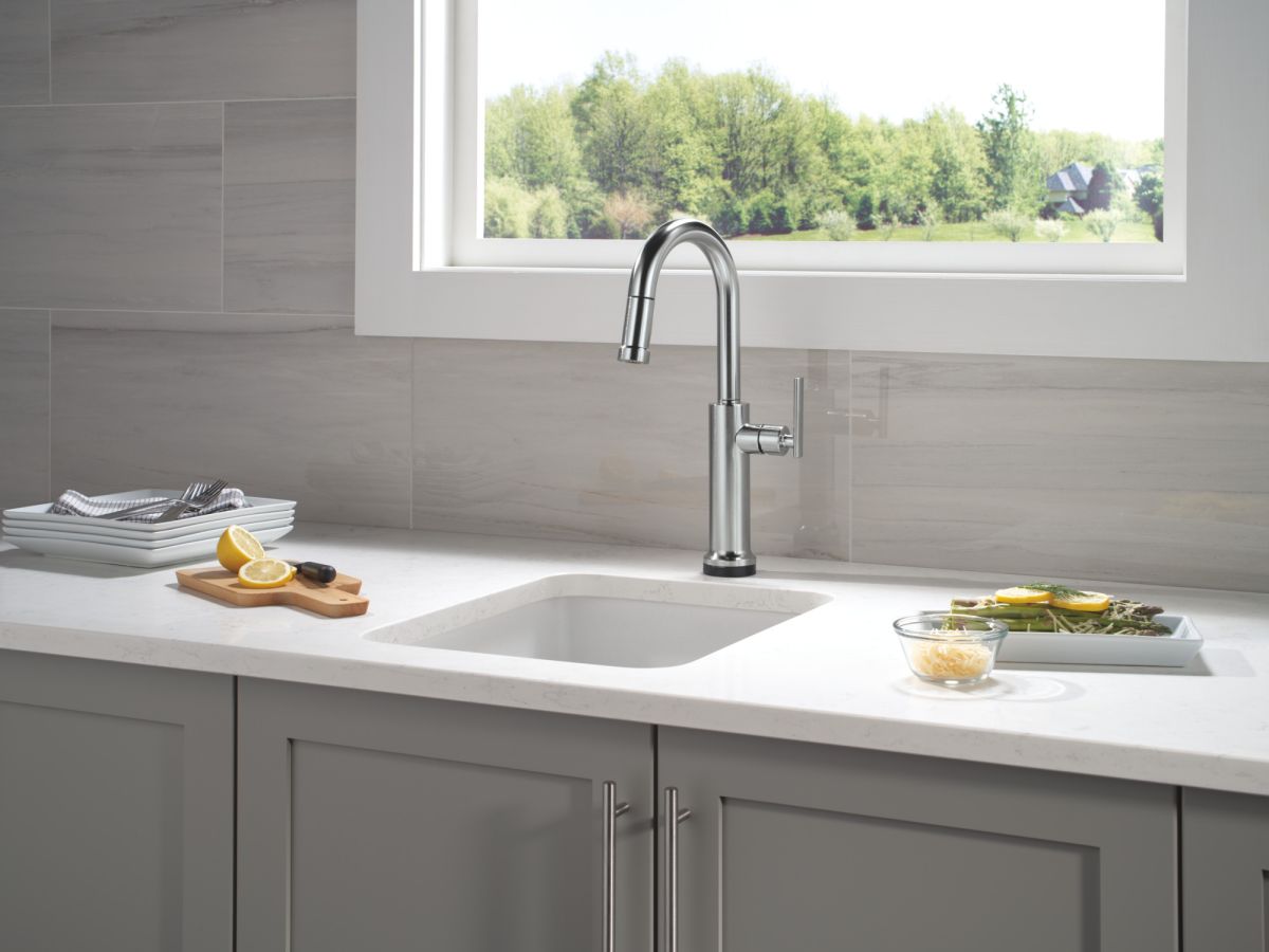 DELTA Altado Touch2O Technology Bar / Prep Faucet with Touchless Technology — Arctic Stainless