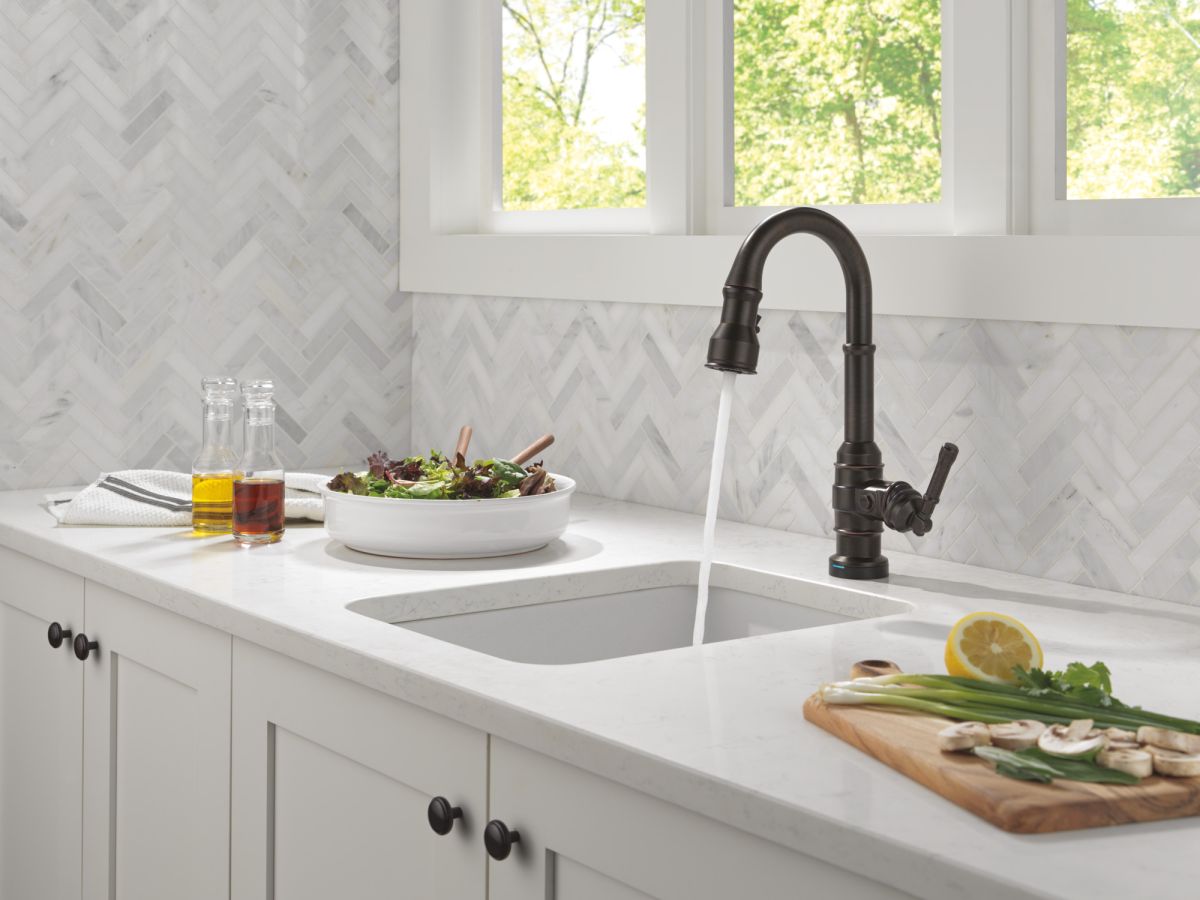 DELTA Broderick Touch2O Bar / Prep Faucet with Touchless Technology — Venetian Bronze