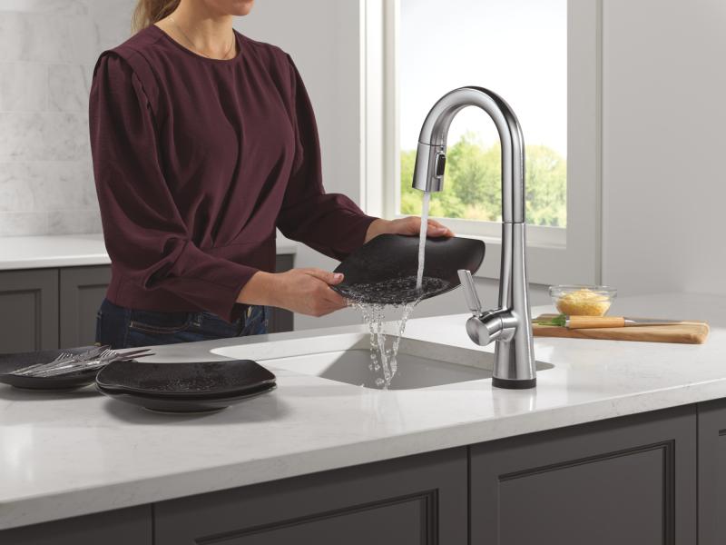 DELTA Monrovia Touch2O Bar / Prep Faucet with Touchless Technology — Lumicoat® Arctic Stainless