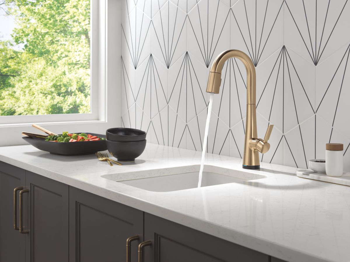 DELTA Monrovia Touch2O Bar / Prep Faucet with Touchless Technology — Lumicoat® Champagne Bronze
