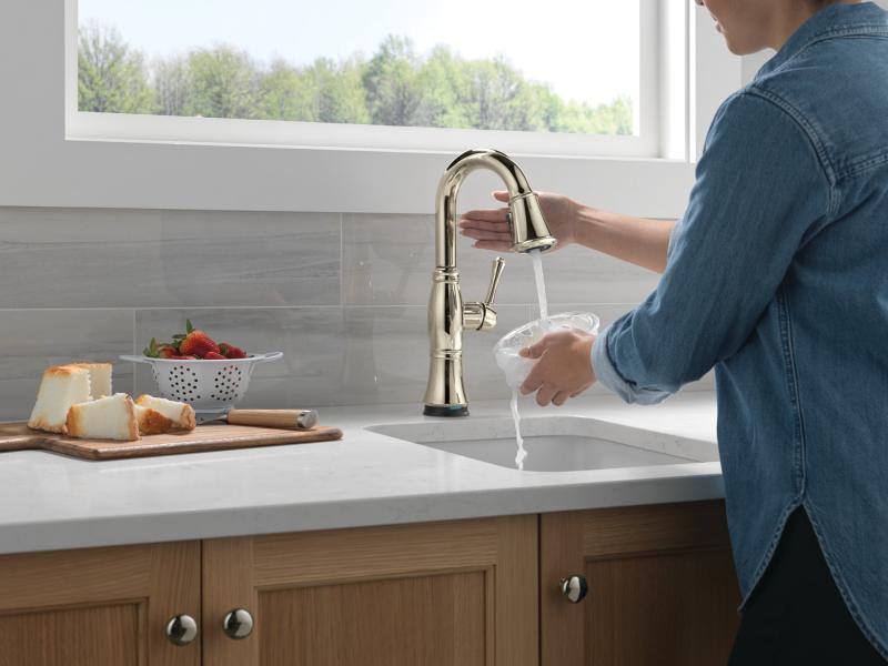 DELTA Cassidy Touch2O Bar / Prep Faucet with Touchless Technology — Lumicoat® Polished Nickel