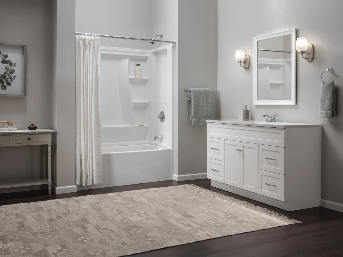 DELTA Foundations Monitor 13 Series Tub & Shower Trim — Chrome