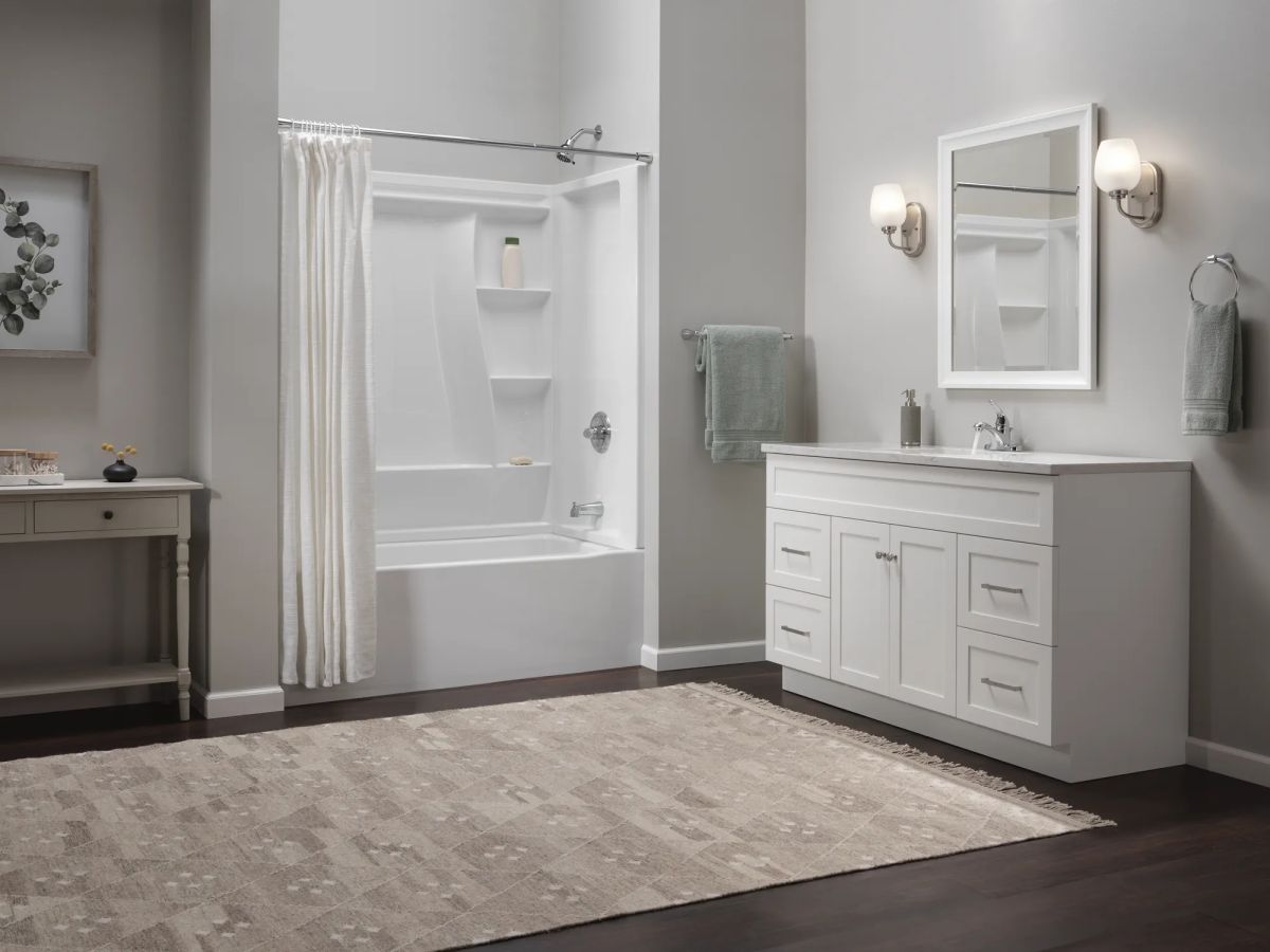 DELTA Foundations Monitor 13 Series Tub & Shower Trim — Chrome