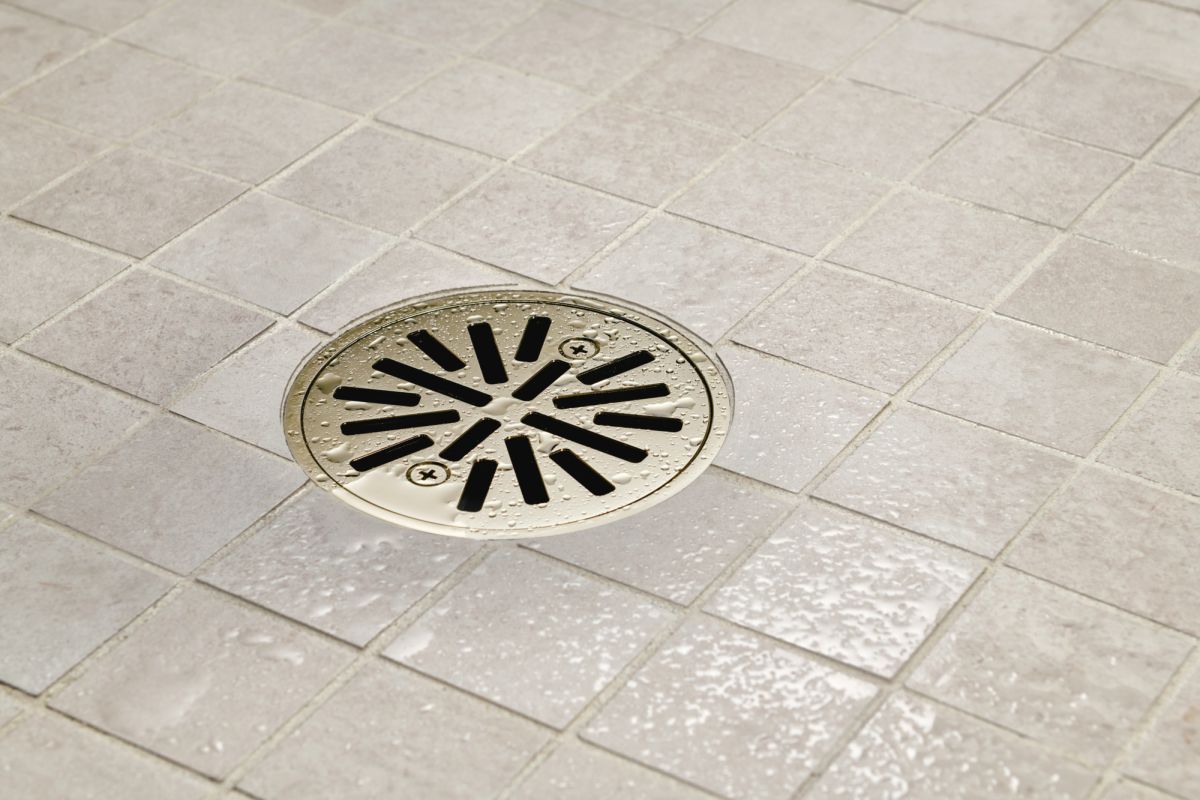 BRIZO 4" Tile-In Round Shower Drain — Polished Nickel