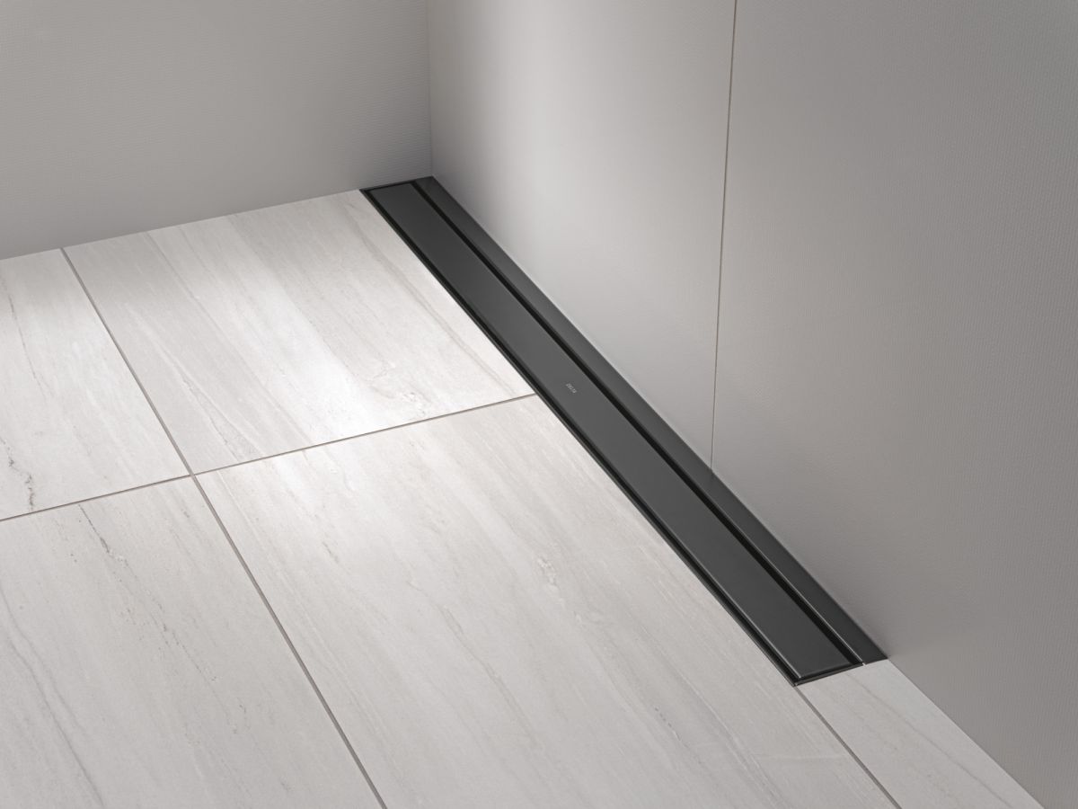 DELTA 36" Reversible Linear Shower Drain Trim — Matte Black