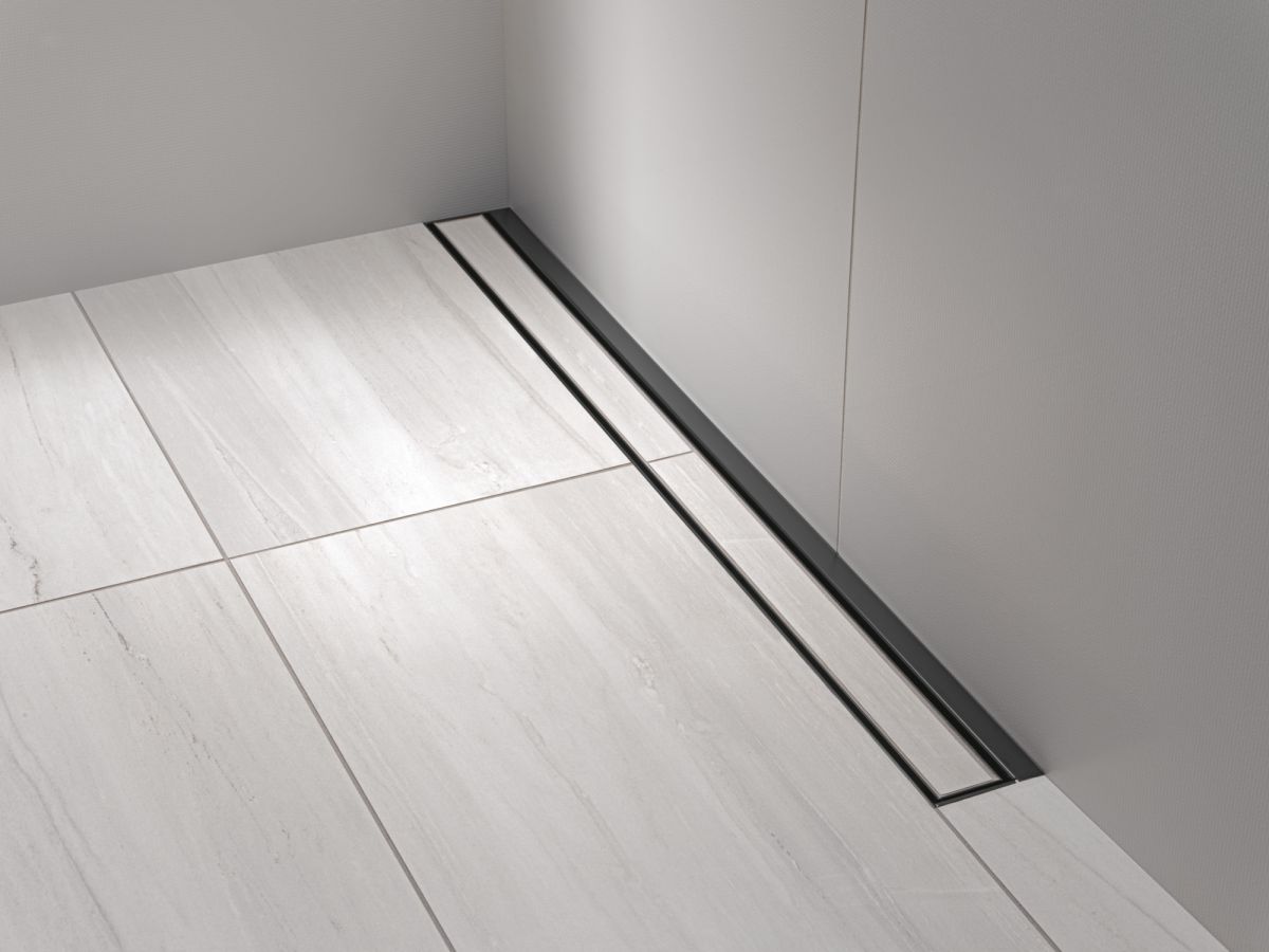 DELTA 36" Linear Shower Drain Wall Edge — Matte Black
