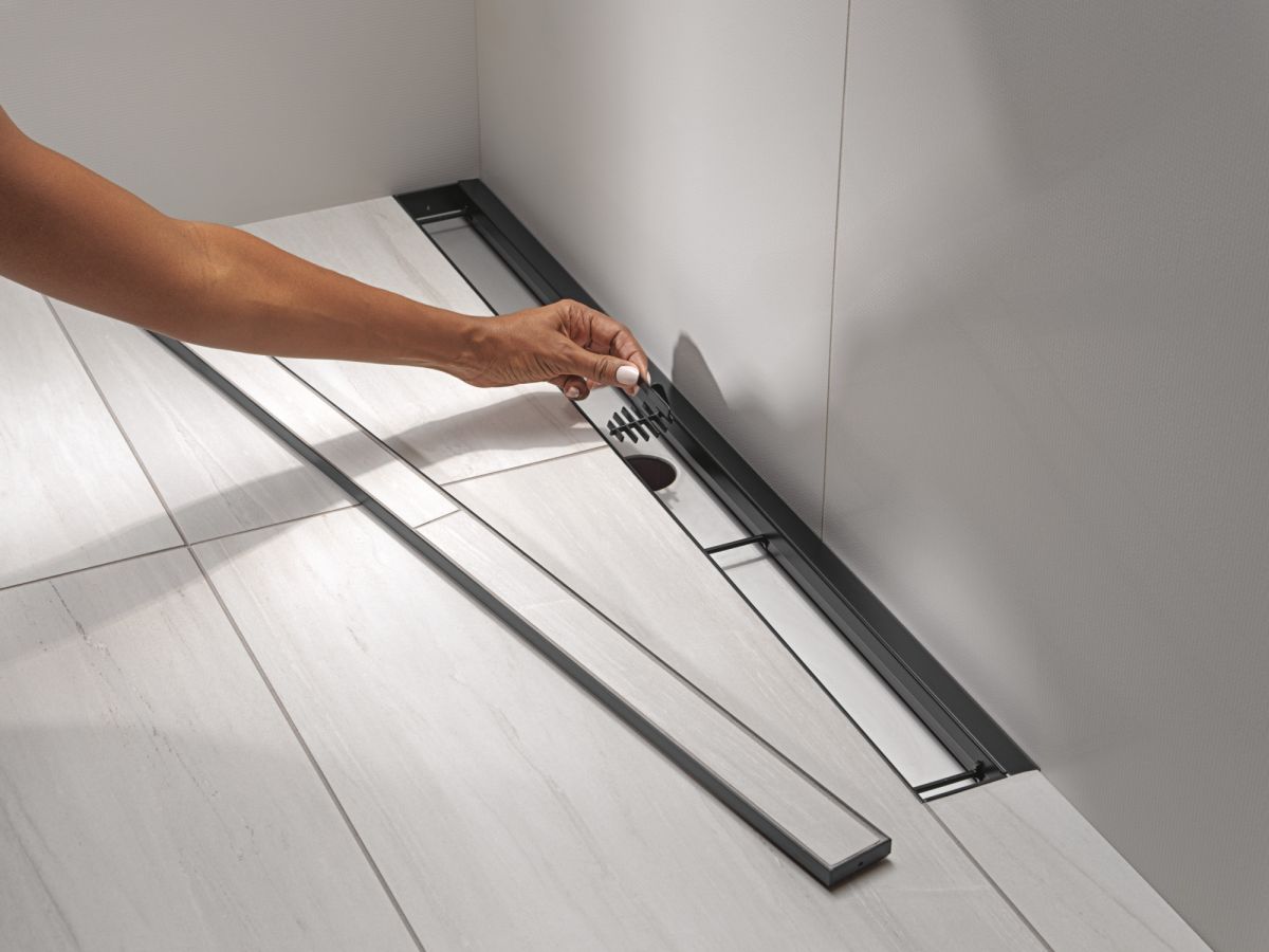 DELTA 36" Linear Shower Drain Wall Edge — Matte Black