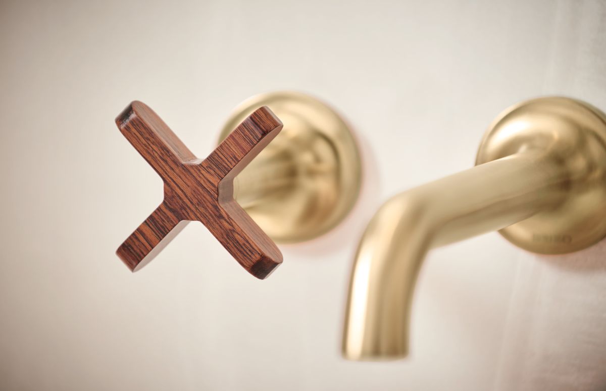 BRIZO Odin Wall Mount Lavatory Cross Handles — Luxe Gold