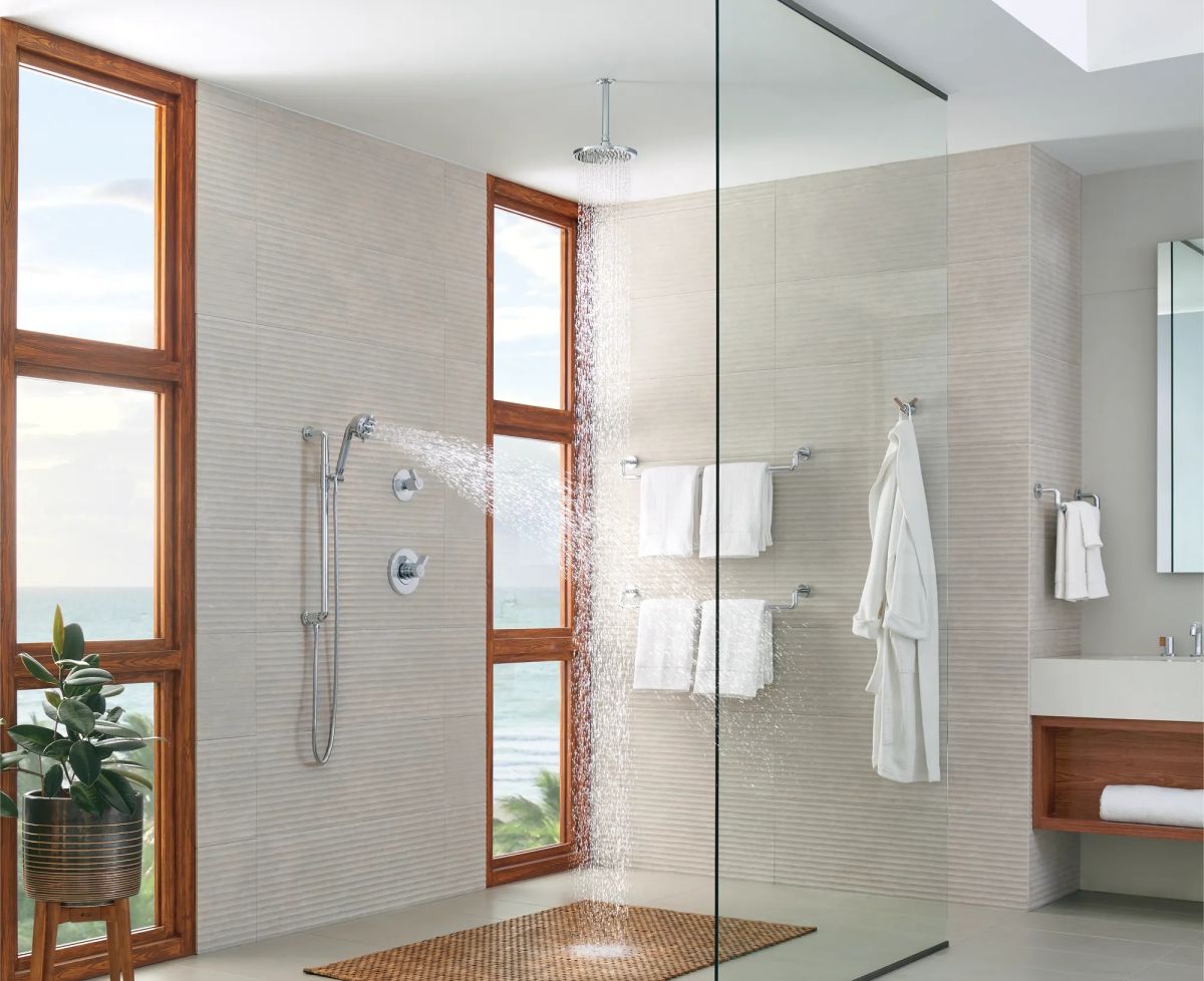 BRIZO Litze 18" Towel Bar — Chrome