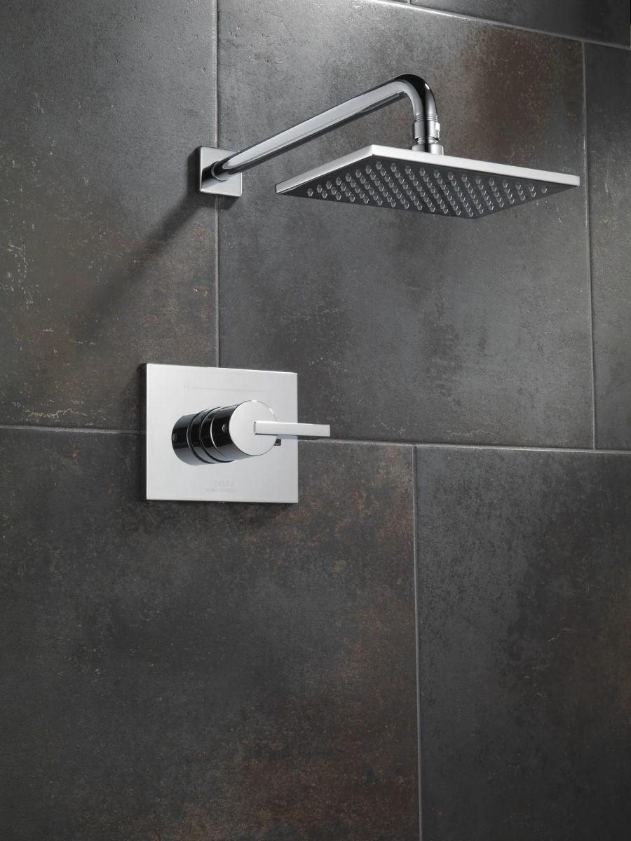 DELTA Vero Monitor 14 Series Shower Trim — Chrome