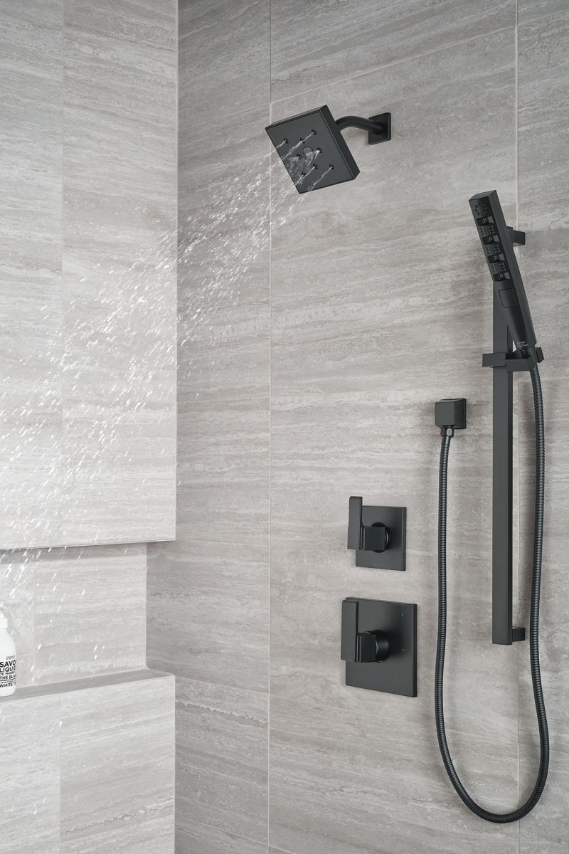 DELTA Ara Monitor 14 Series H2OKINETIC Shower Trim — Matte Black