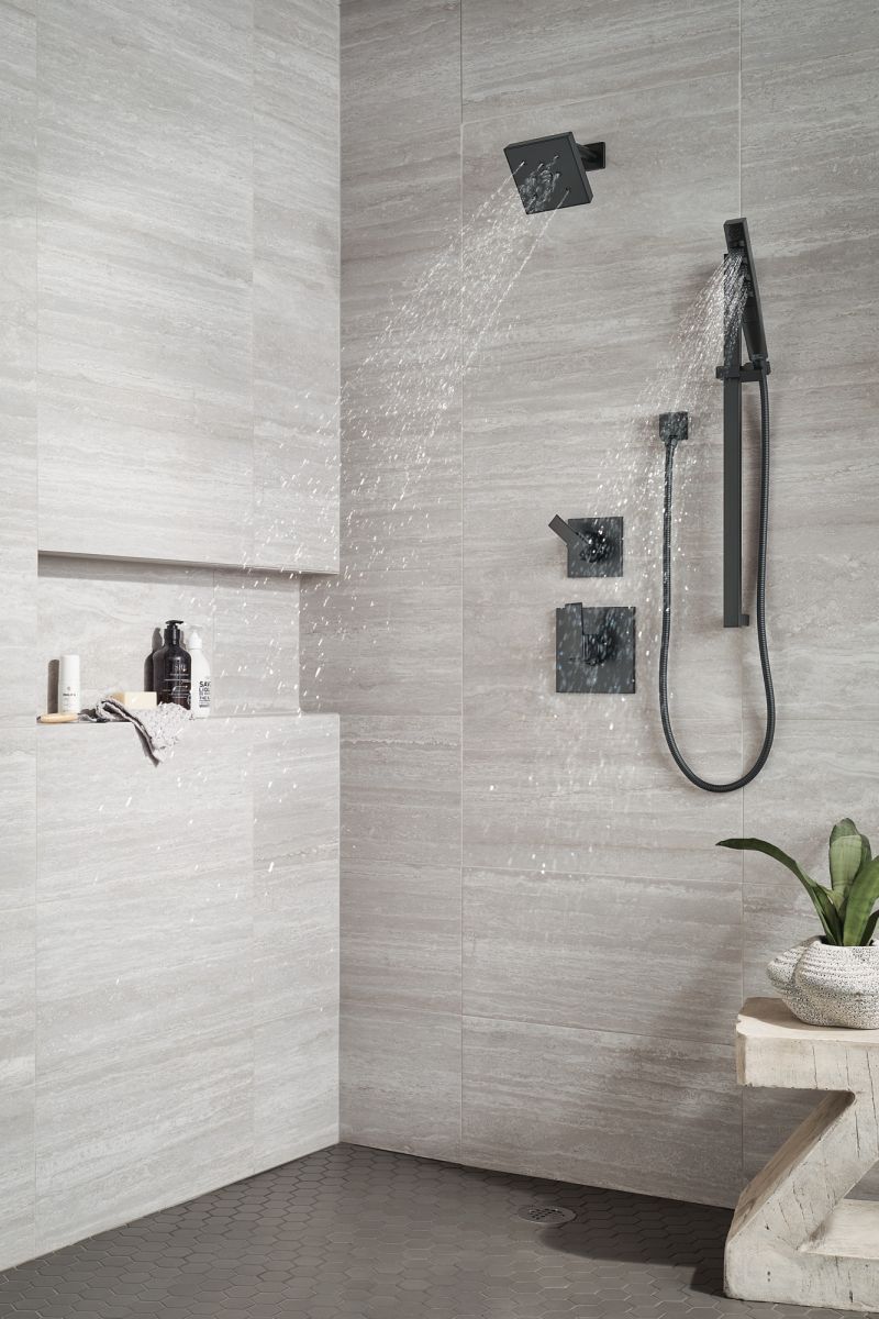 DELTA Universal Showering Components H2OKINETIC Hand Shower 1.75 GPM w/Slide Bar 4S — Matte Black