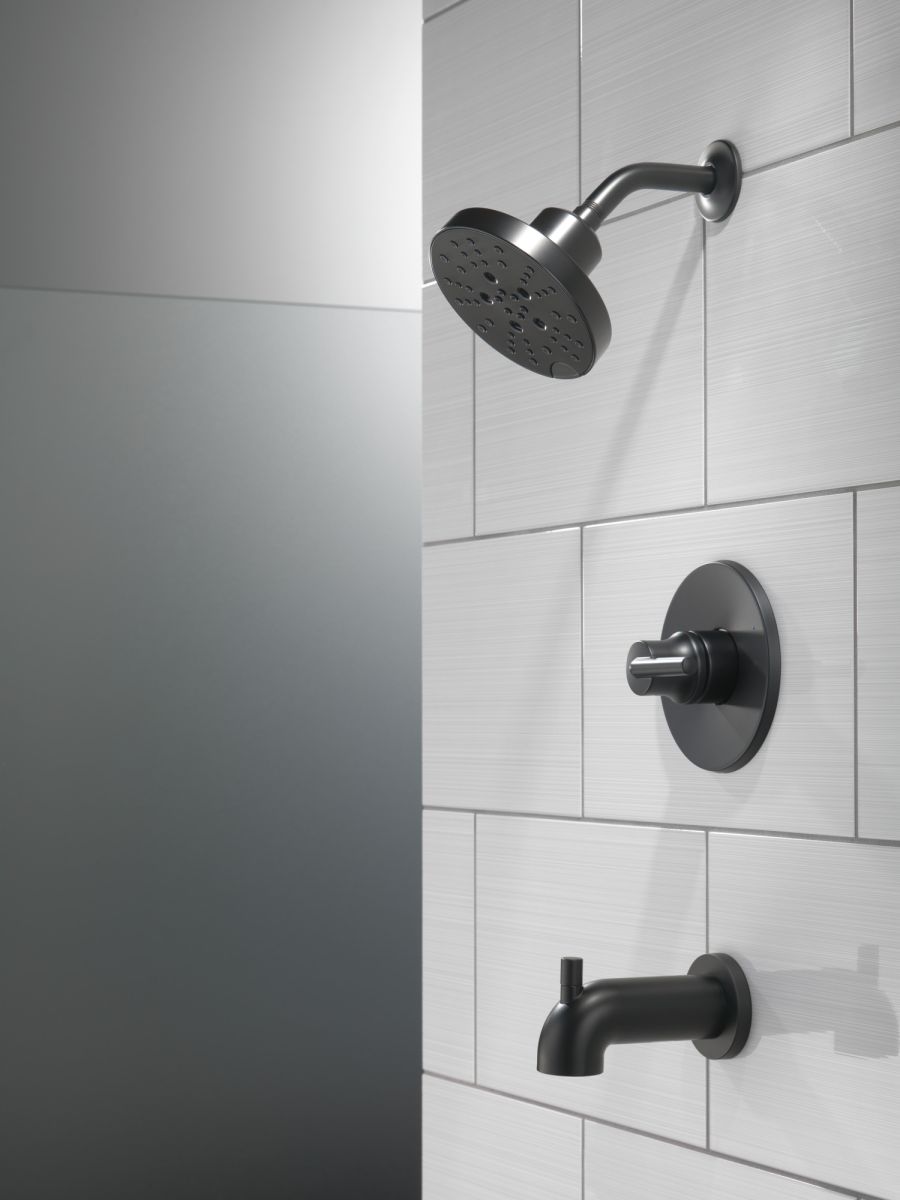 DELTA Universal Showering Components H2OKINETIC 5-Setting Contemporary Raincan Shower Head — Matte Black
