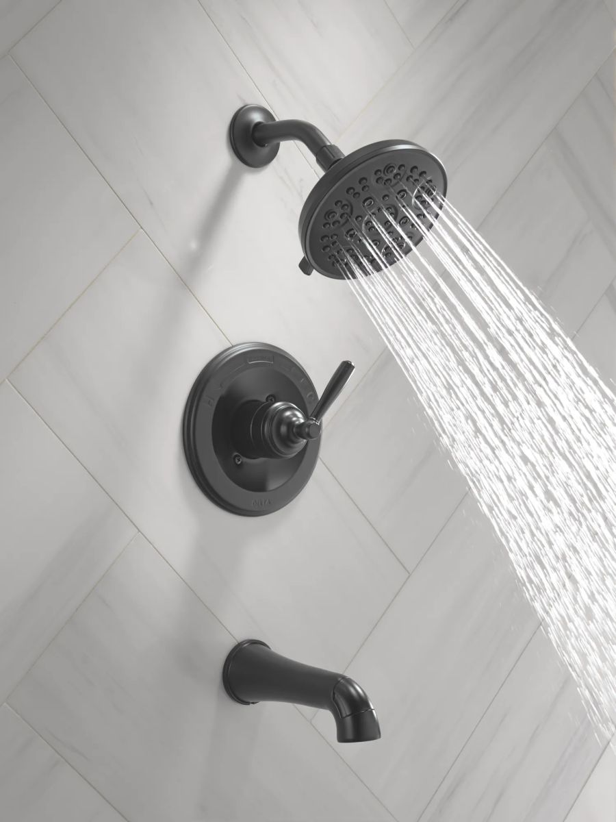 DELTA Roe Monitor 14 Series Tub and Shower — Matte Black