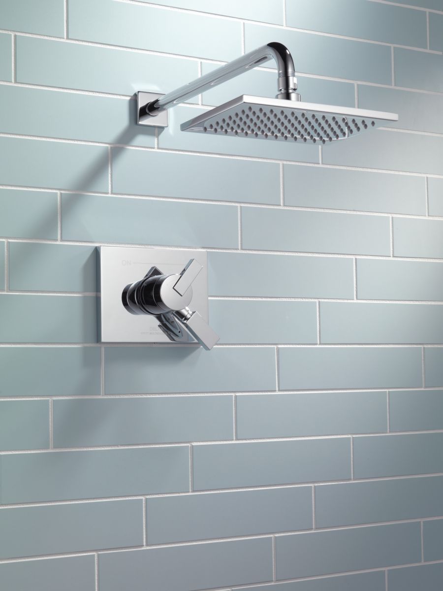 DELTA Vero Monitor 17 Series Shower Trim — Chrome