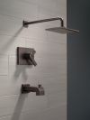 DELTA Vero Monitor 17 Series Tub & Shower Trim — Venetian Bronze