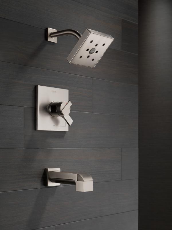 DELTA Ara Monitor 17 Series H2OKINETIC Tub & Shower Trim — Stainless