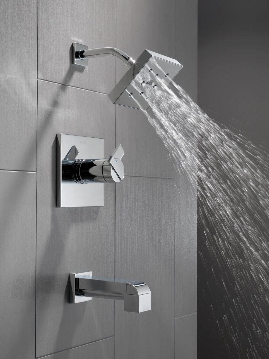 DELTA Ara Monitor 17 Series H2OKINETIC Tub & Shower Trim — Chrome