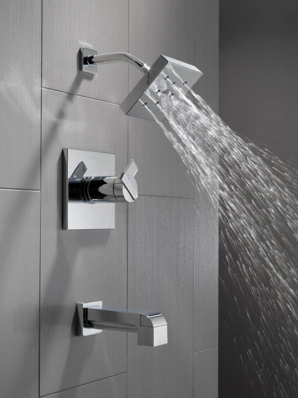 DELTA Ara Monitor 17 Series H2OKINETIC Tub & Shower Trim — Chrome