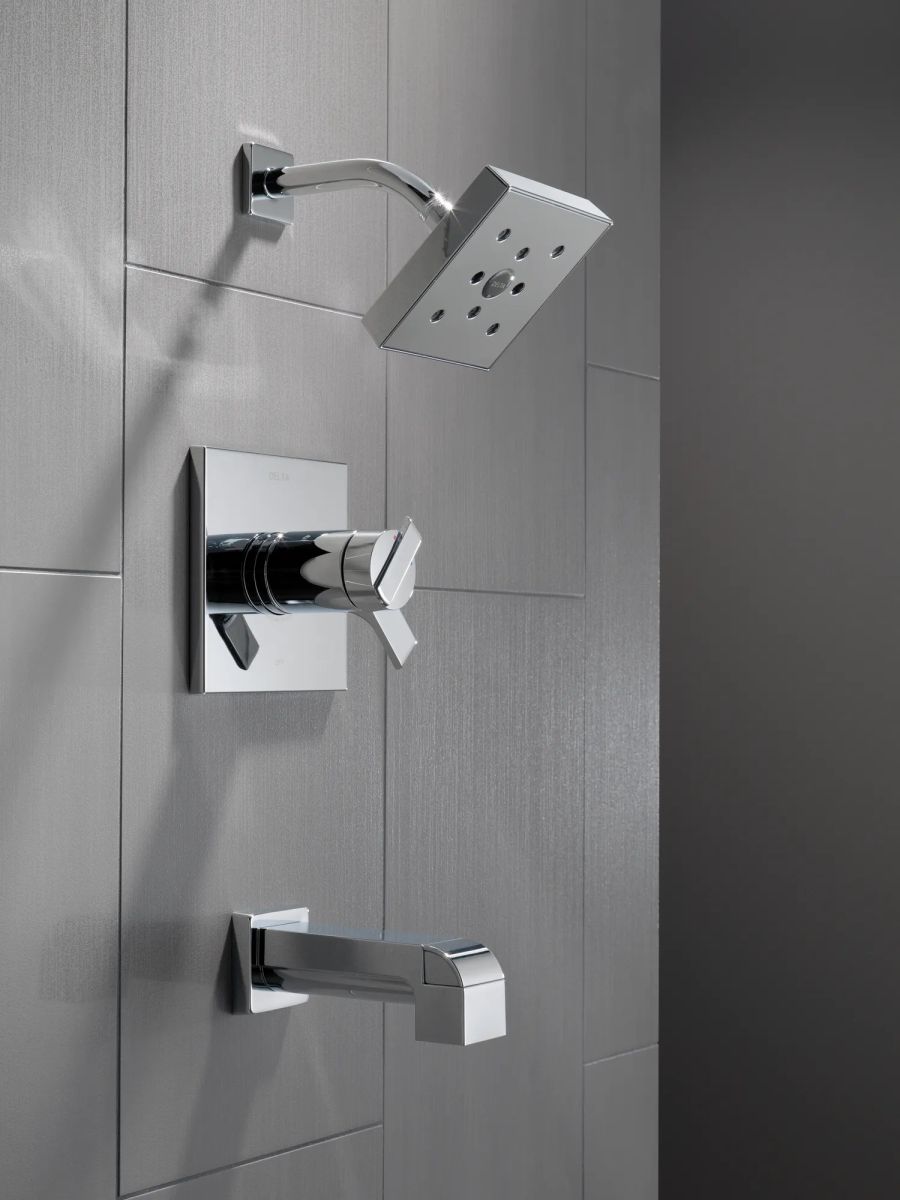 DELTA Ara Monitor 17 Series H2OKINETIC Tub & Shower Trim — Chrome