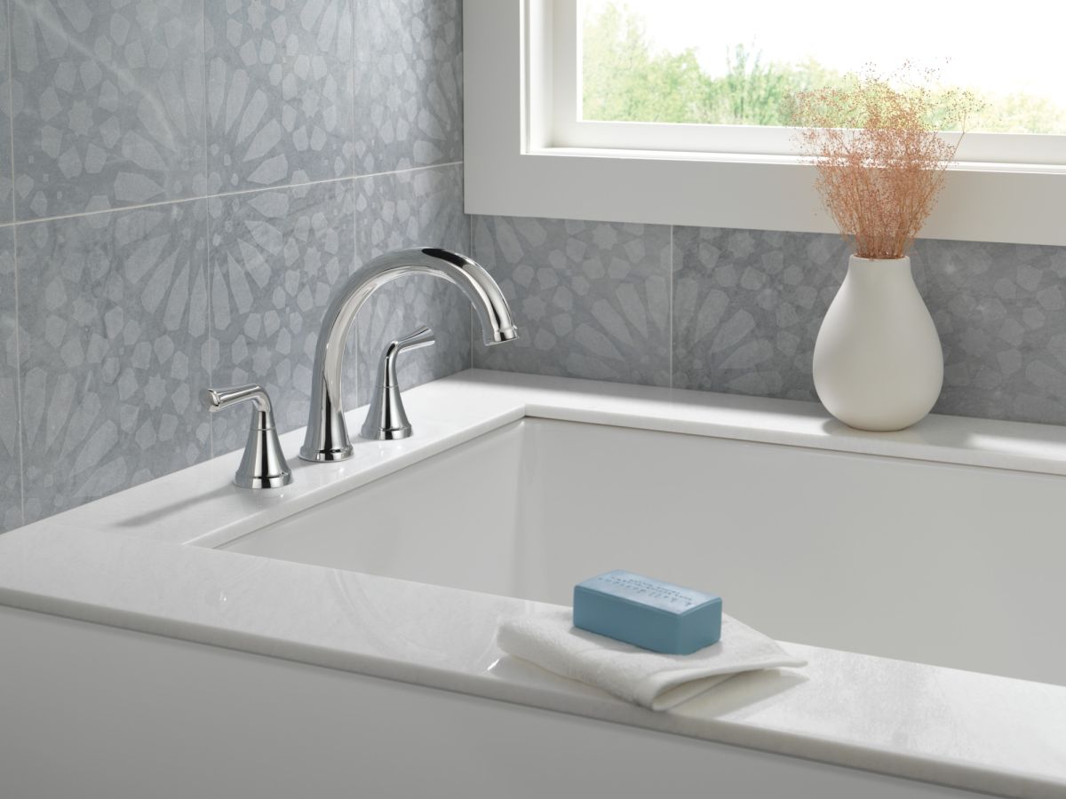 DELTA Kayra Roman Tub Trim — Chrome