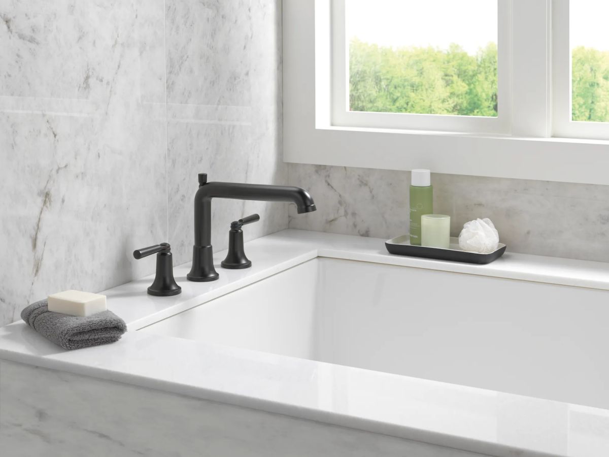DELTA Saylor Roman Tub Trim — Matte Black