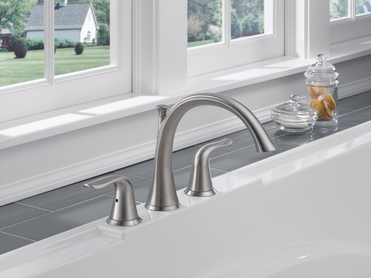 DELTA Lahara Roman Tub Trim — Stainless