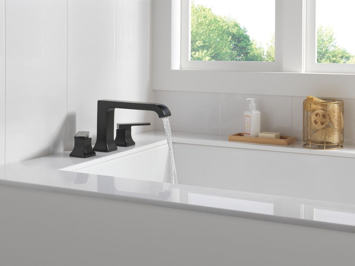 DELTA Velum Roman Tub Trim — Matte Black