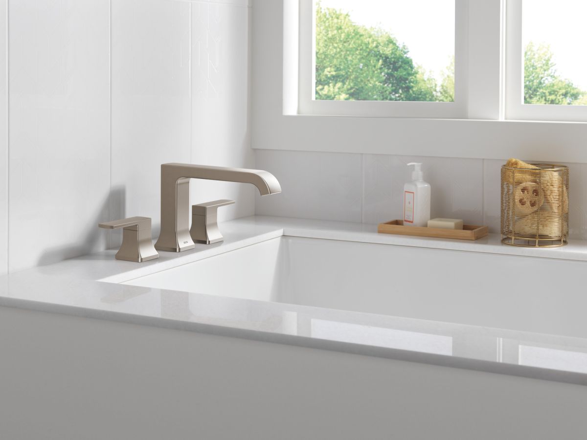 DELTA Velum Roman Tub Trim — Stainless