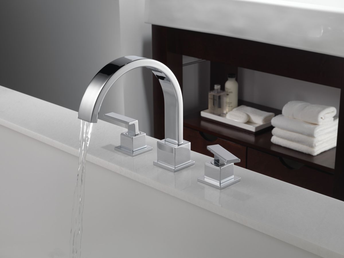 DELTA Vero Roman Tub Trim — Chrome