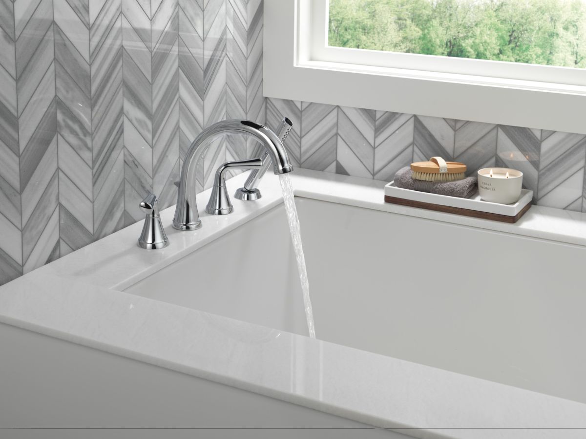 DELTA Kayra Roman Tub Trim with Hand Shower — Chrome