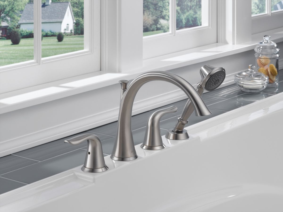 DELTA Lahara Roman Tub with Handshower Trim — Stainless
