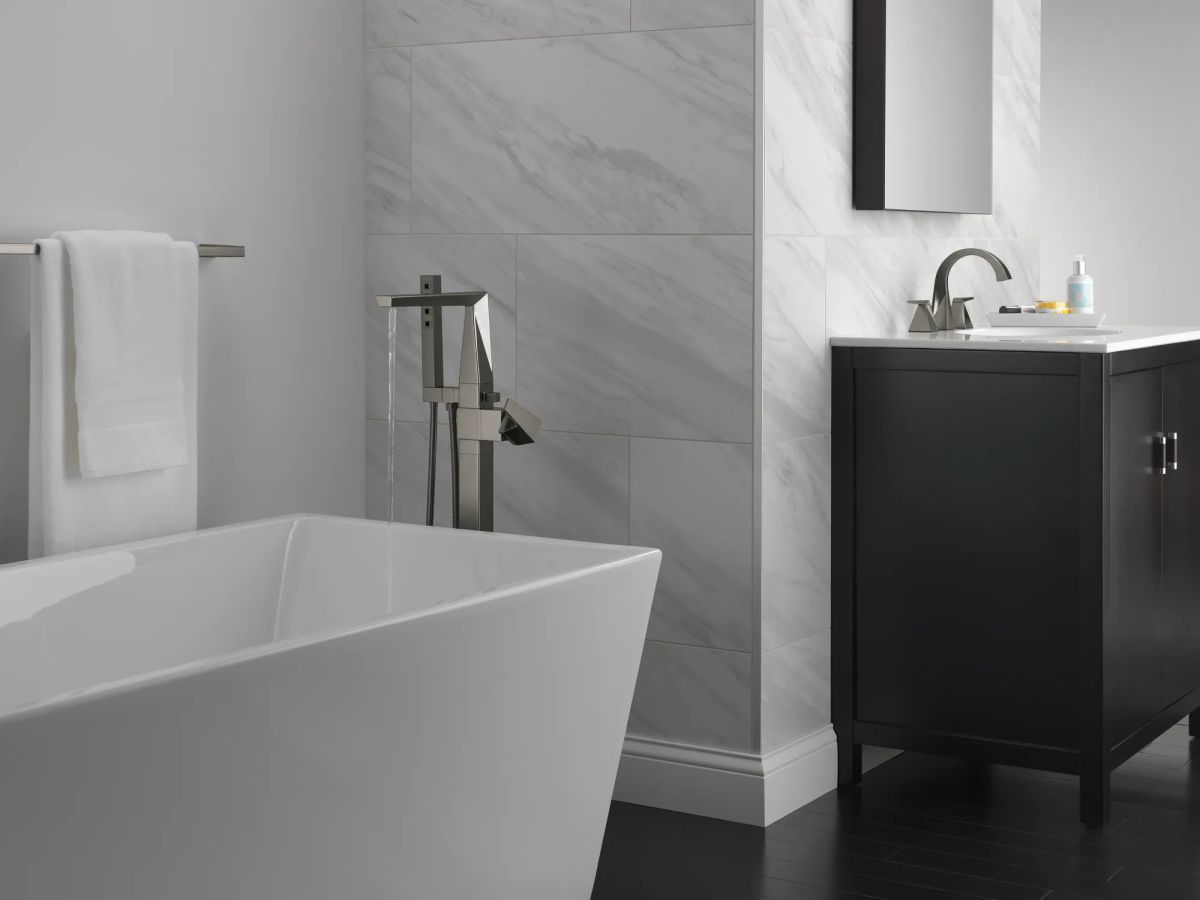 DELTA Trillian Two Handle Widespread Bathroom Faucet — Lumicoat® Black Stainless