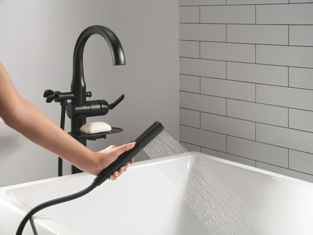 DELTA Bonacci Floor Mount Tub Filler Trim — Matte Black