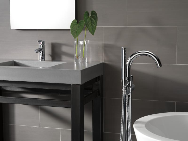 DELTA Trinsic Single Handle Floor Mount Tub Filler Trim with Hand Shower — Chrome