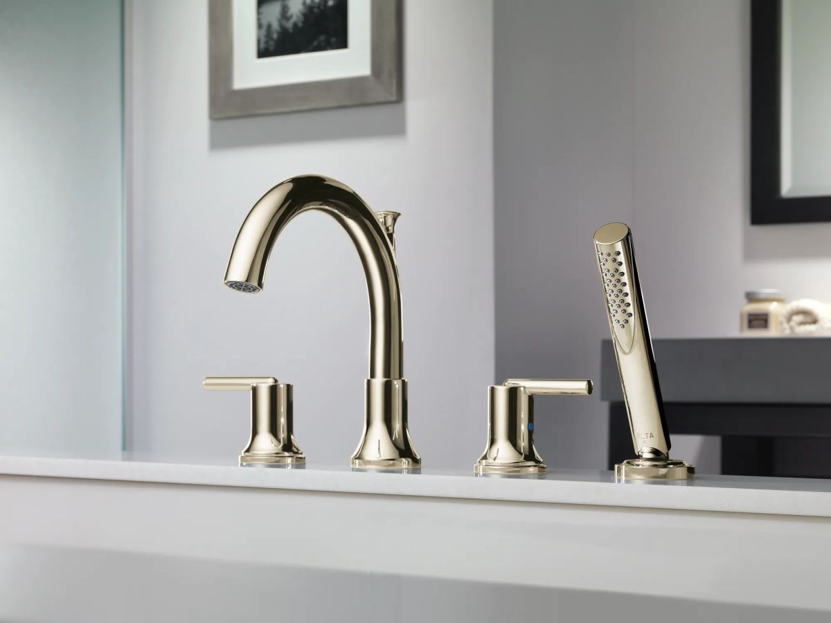 DELTA Trinsic Roman Tub Trim — Polished Nickel